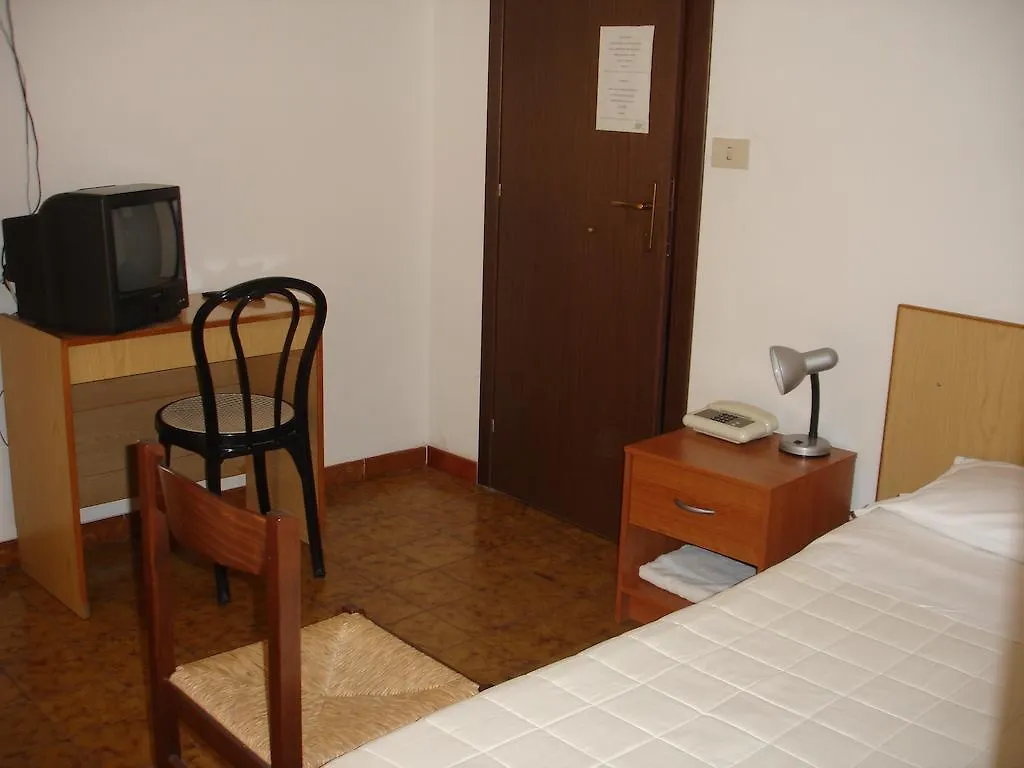 Hotel La Rusticana جيارديني ناكسوس