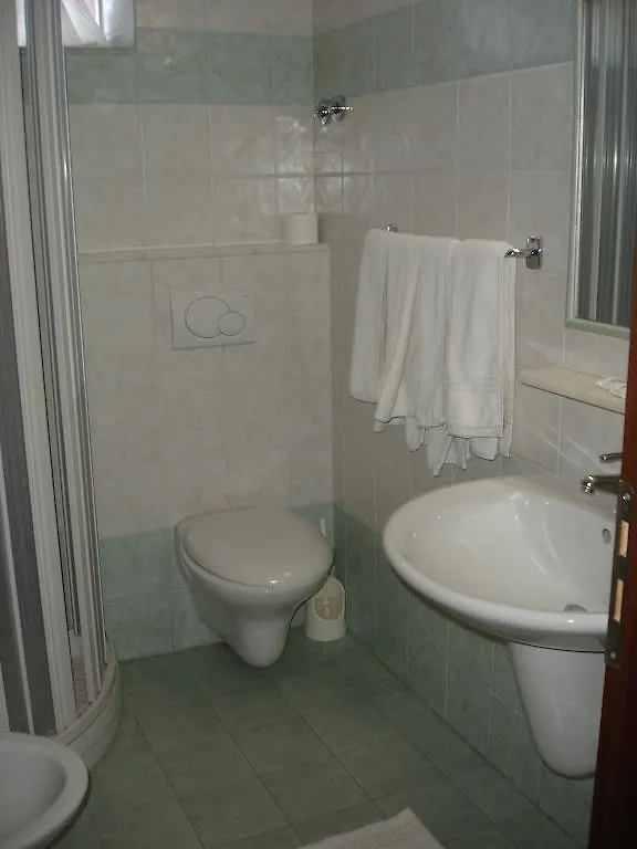 Hotel La Rusticana Giardini Naxos 2*,